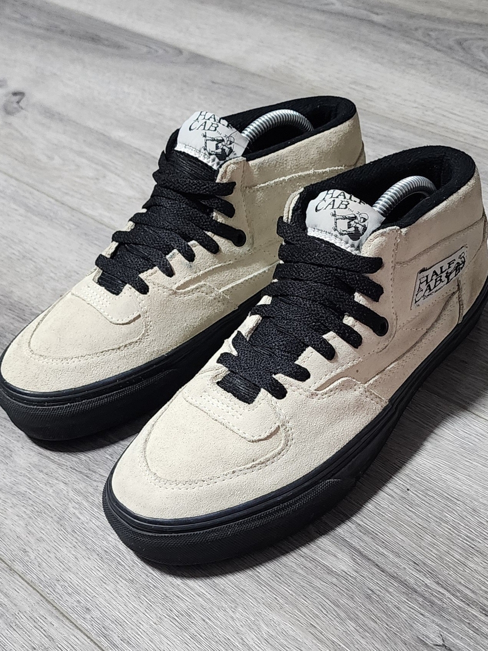 Vans Half Cab Off White Beige Suede Sneakers Mens Size 8.5 Womens Size 10